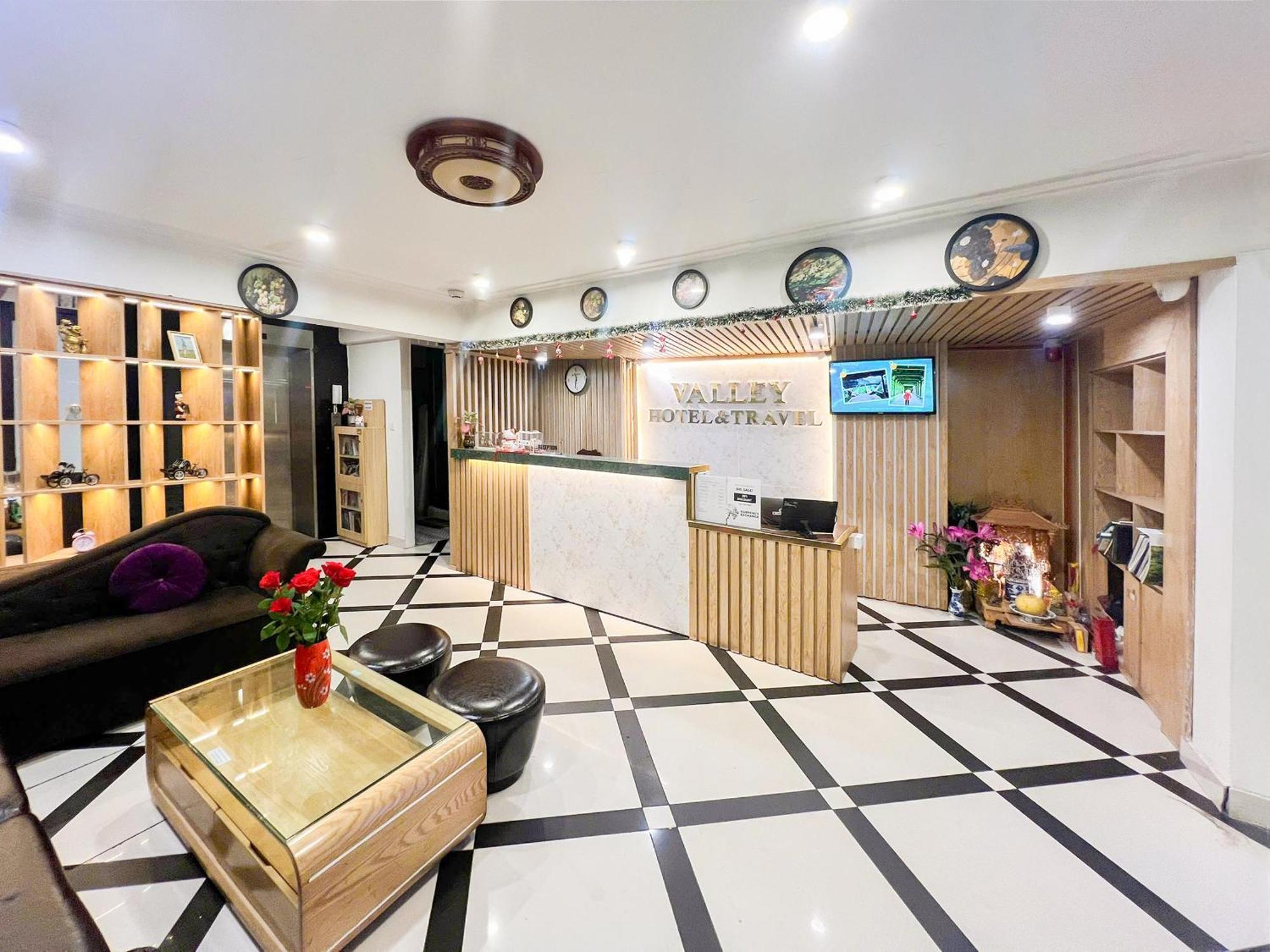 Hanoi Valley Boutique Hotel & Travel, Hanoi